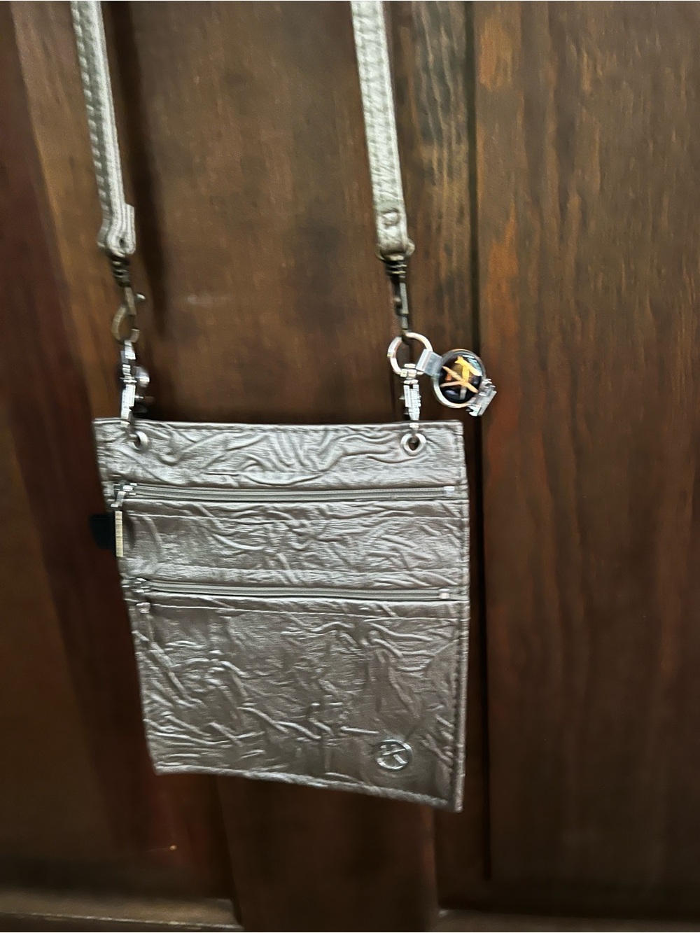 HIP CLIP BAG NWOT Metallic Silver Crossbody Bag with Front Zip Pockets